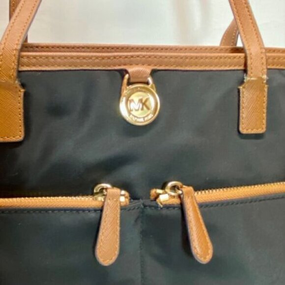 Michael Kors Black and Brown Nylon Kempton Large Pocket Tote GUC - Picture 4 of 16